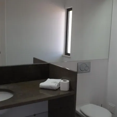 Holiday Ocean View Residences *